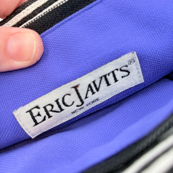 Eric Javits Striped Beaded Tripical Fish Straw Bag - Picture 6 of 10